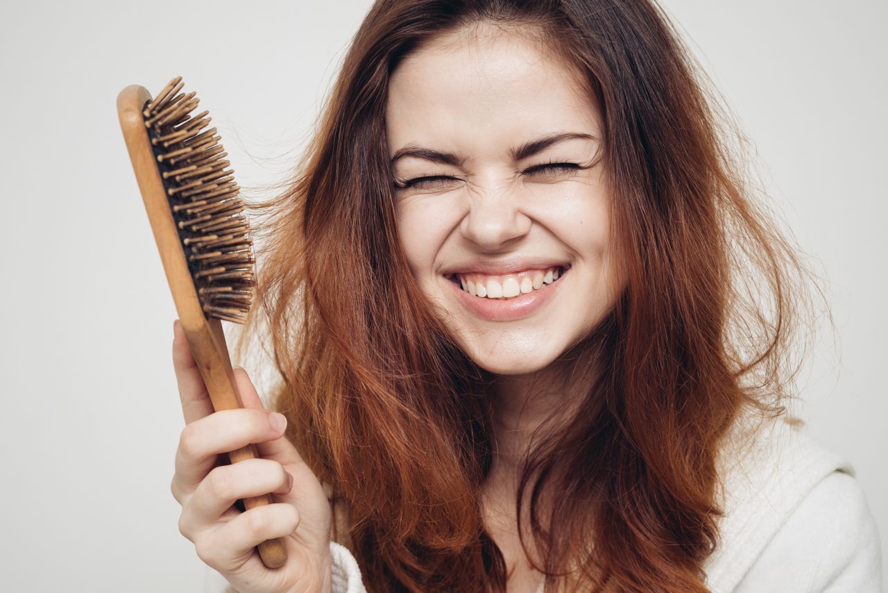 Jak osiągnąć naturalny połysk włosów?