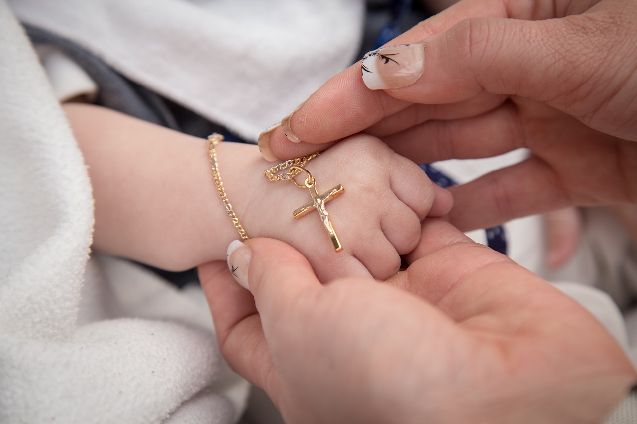 Chrzest dziecka – co musisz wiedzieć?